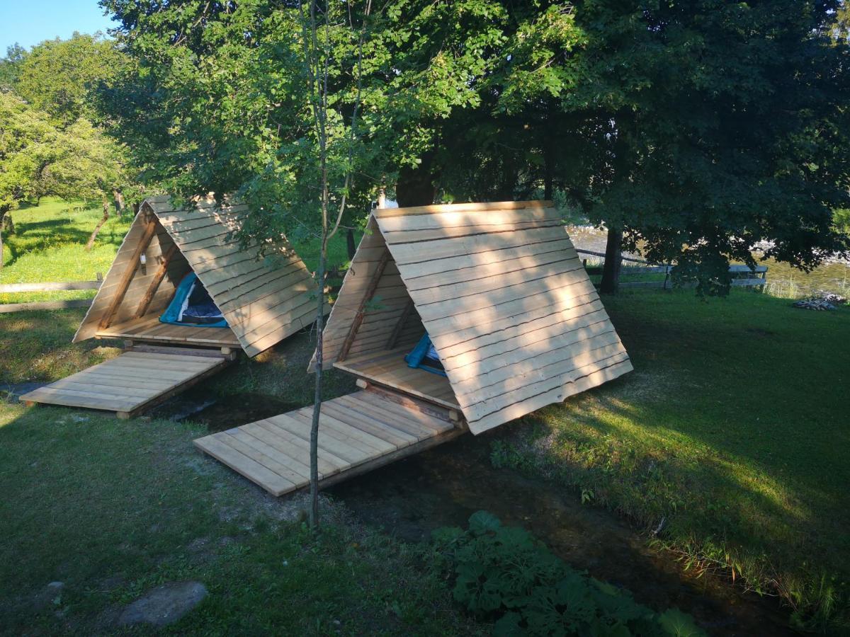 Готель Kamp Na Otoku - Ljubno Ob Savinji Екстер'єр фото