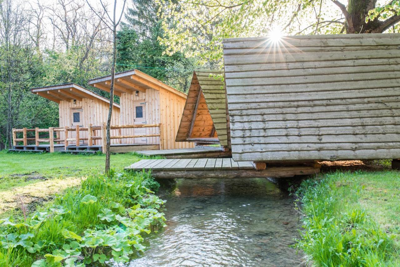 Готель Kamp Na Otoku - Ljubno Ob Savinji Екстер'єр фото